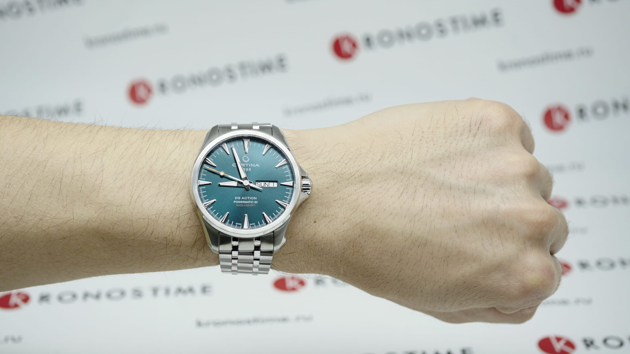 Certina Certina DS Action Day-Date C032.430.11.091.00 швейцария наручные мужские часы заводная головка с логотипом Certina